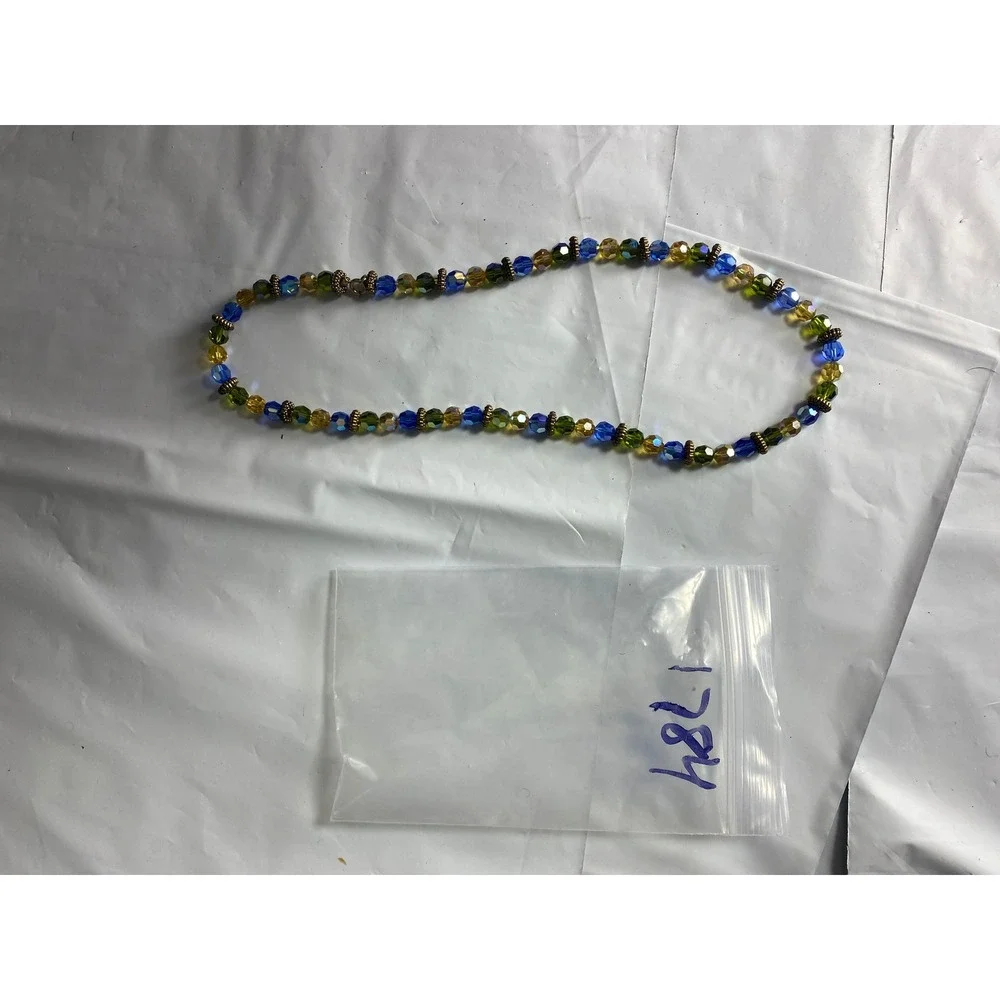 Faceted‎ Bead Necklace Blue Green Yellow Silver Tone Spacers